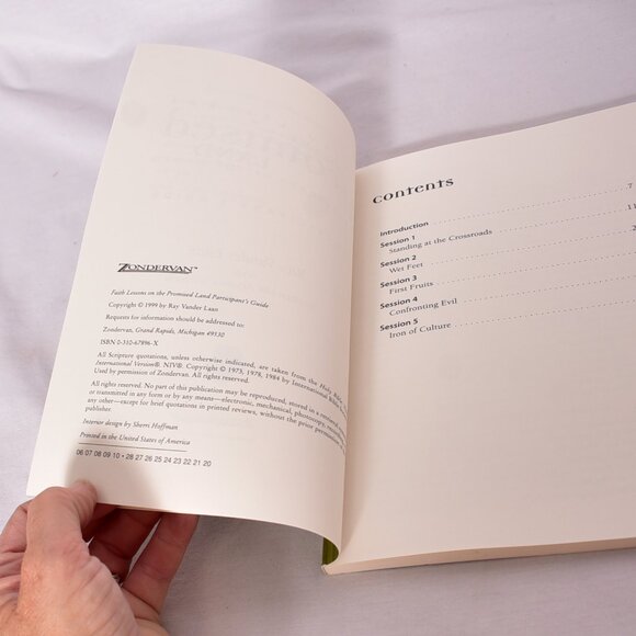 Faith Lessons on the Promised Land Paperback Raynard Vander Laan - Picture 11 of 11